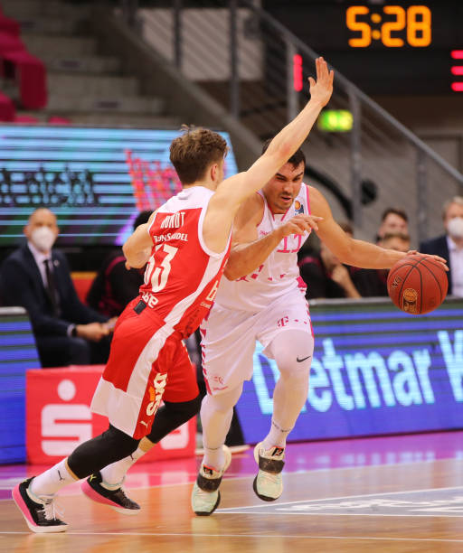 联的处子赛 联的处子赛